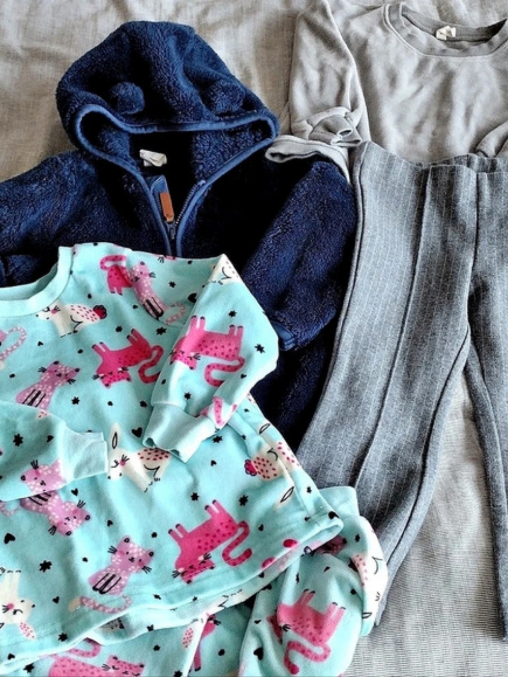 Bundle Girl Toddler Pajama Plush Jacket Sweatshirt Pants Blue Gray 12-24M